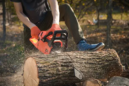 Why are Chainsaws So Difficult to Start?