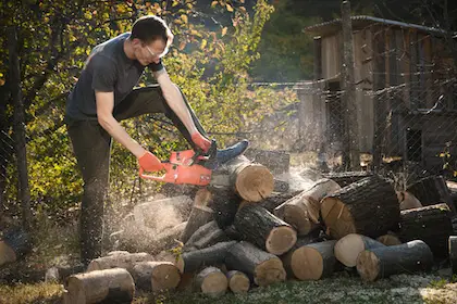 Why does my Chainsaw Pull to One Side?