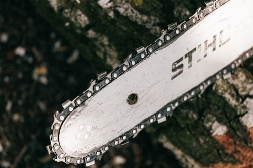 How to Start a Stihl Chainsaw